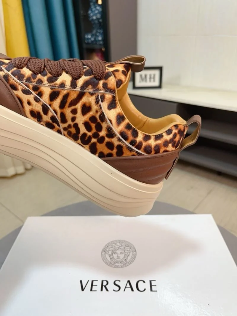 Versace Low Shoes Sustainable 37543