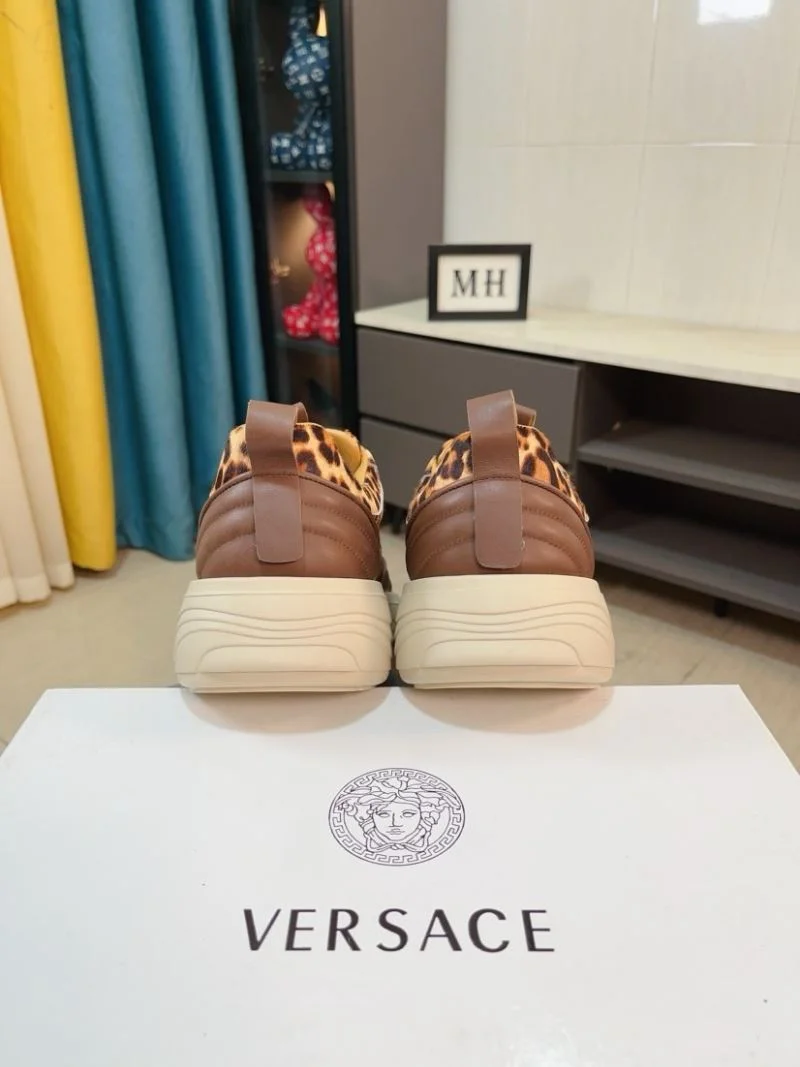 Versace Low Shoes Sustainable 37543