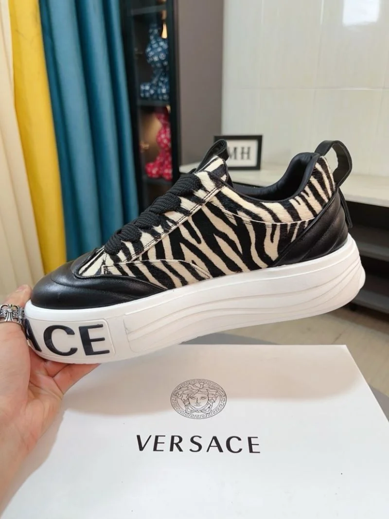 Versace Low Shoes Bright 37540