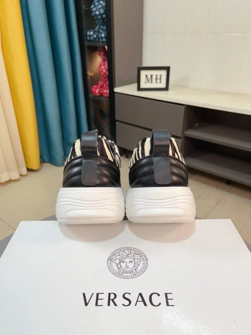 Versace Low Shoes Bright 37540