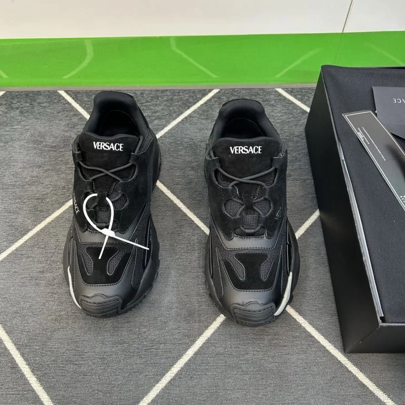 Versace Low Shoes Durable 37545