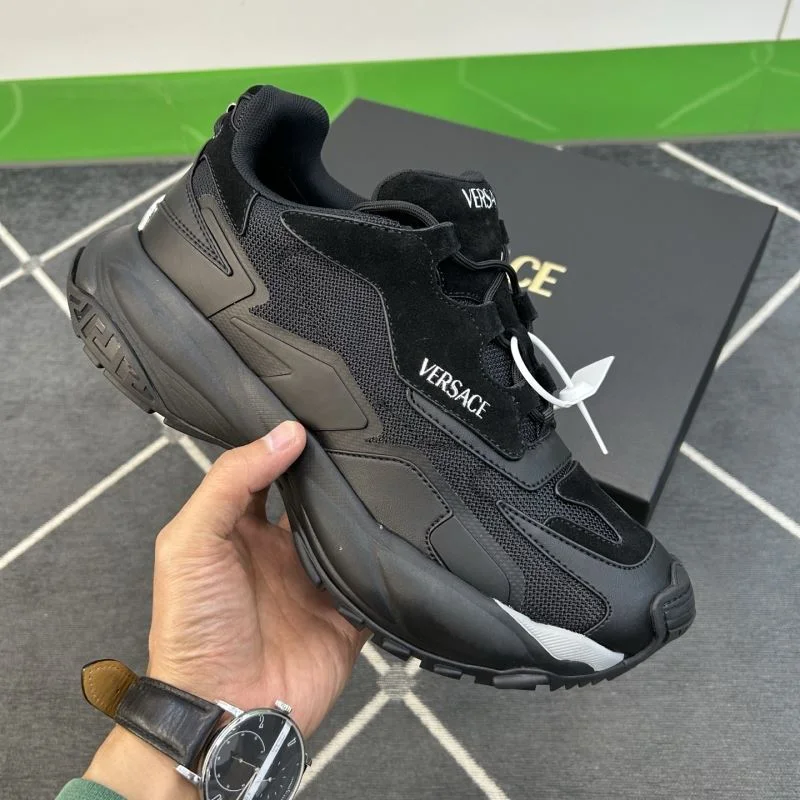 Versace Low Shoes Durable 37545