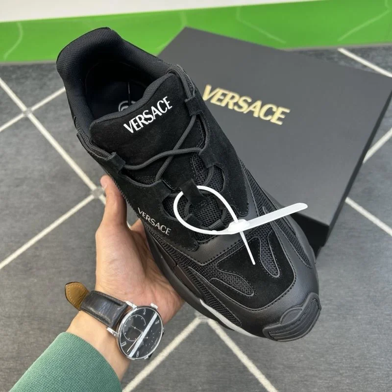 Versace Low Shoes Durable 37545