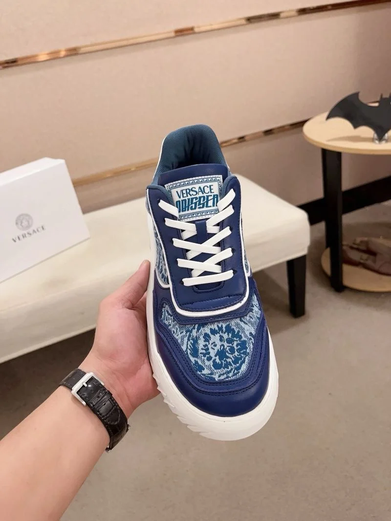 Versace Low Shoes StreetReady 37547