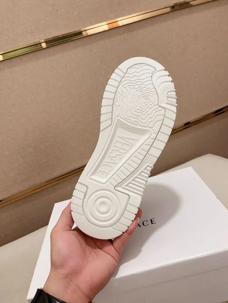 Versace Low Shoes StreetReady 37547