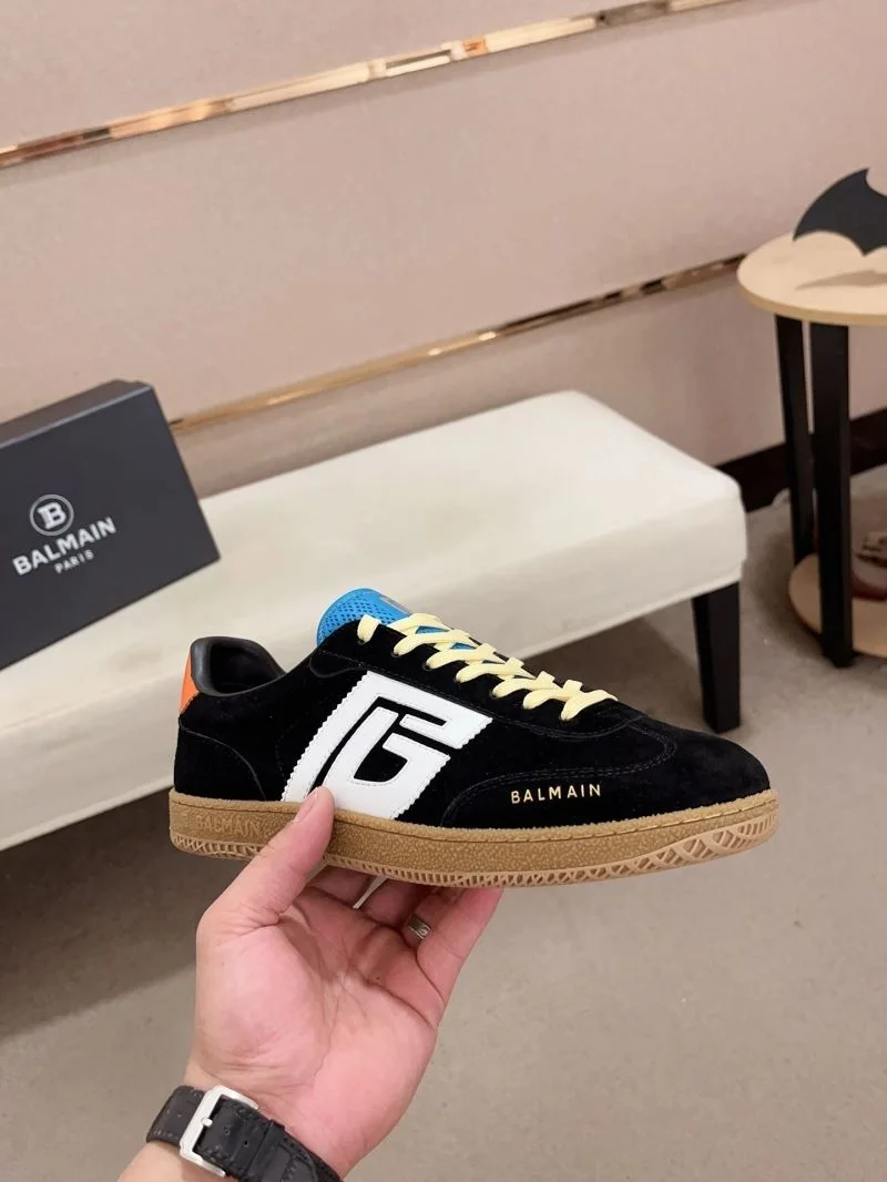 Versace Low Shoes Snug 37546