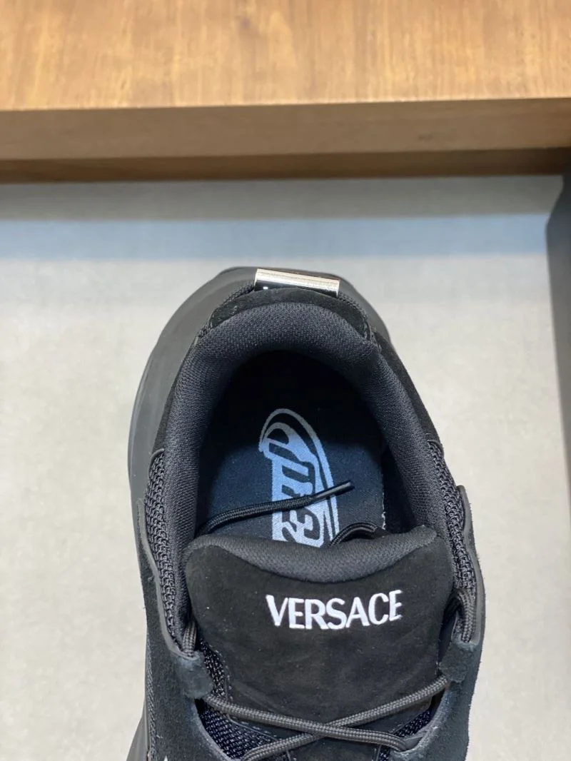 Versace Low Shoes EyeCatching 37542