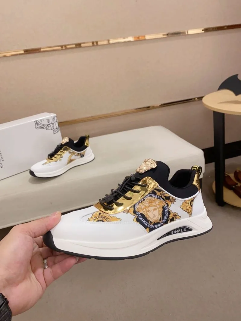 Versace Low Shoes Comfortable 37521