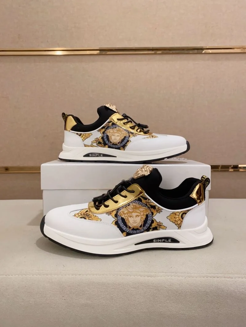 Versace Low Shoes Comfortable 37521