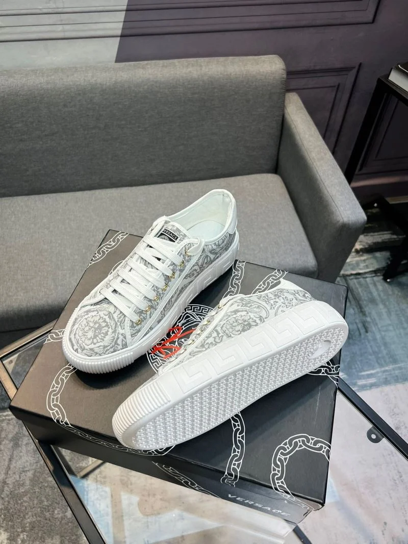 WeatherProof Versace Low Shoes 37535