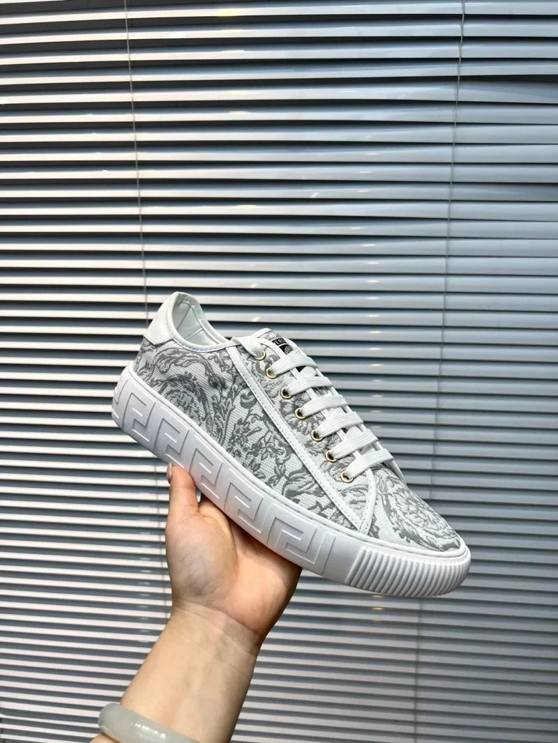 WeatherProof Versace Low Shoes 37535