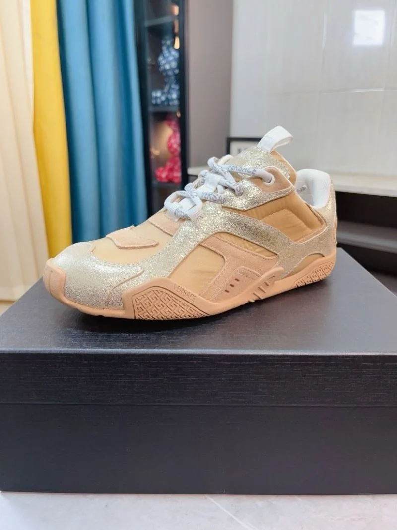 Sporty Versace Low Shoes 37520