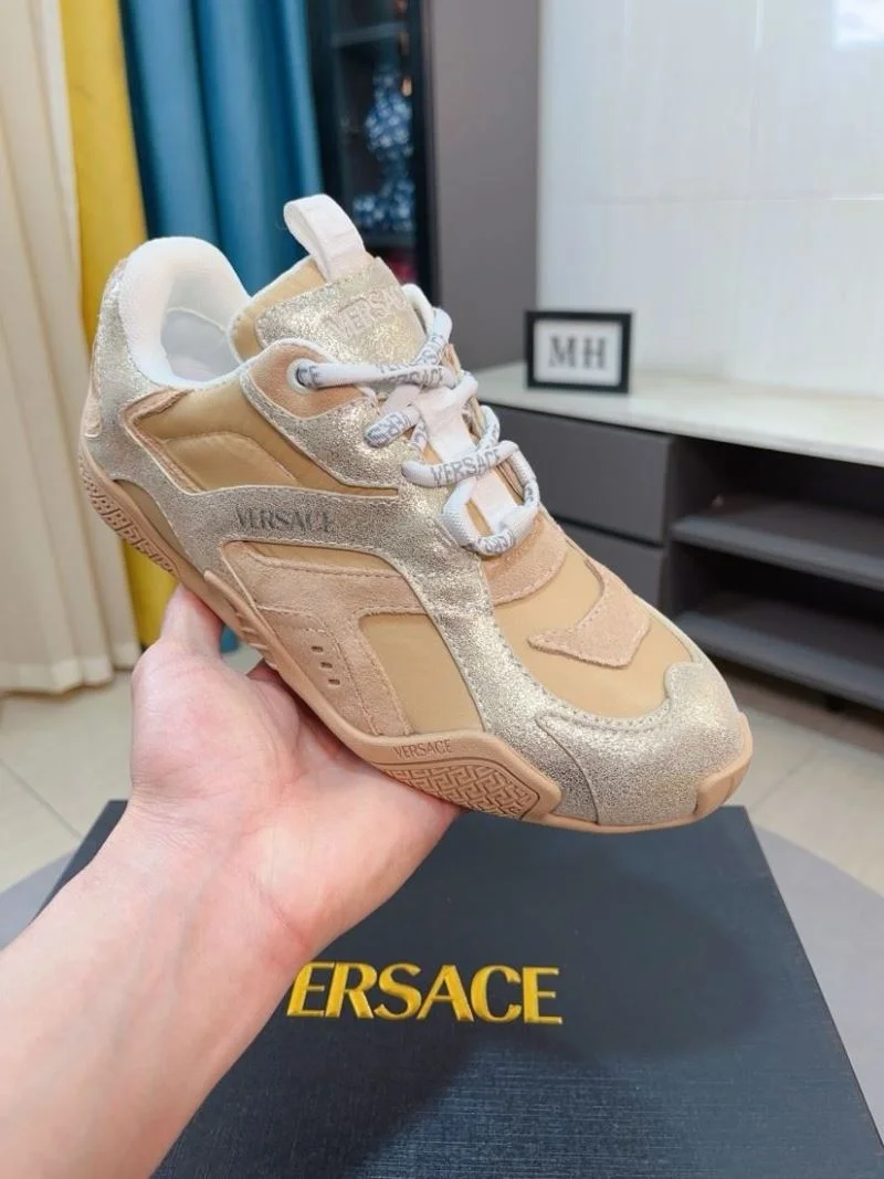 Sporty Versace Low Shoes 37520
