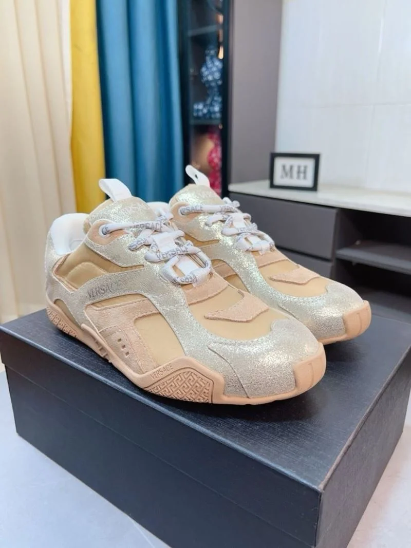Sporty Versace Low Shoes 37520