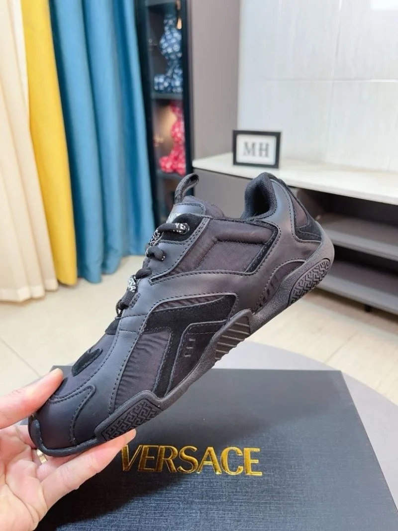 Versace Low Shoes Upgraded 37516