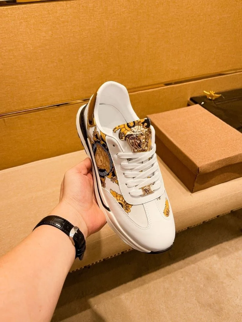 Lightweight Versace Low Shoes 37536