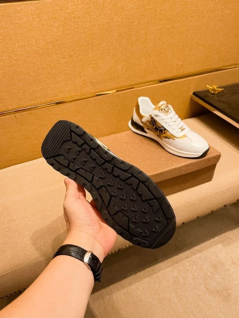 Lightweight Versace Low Shoes 37536