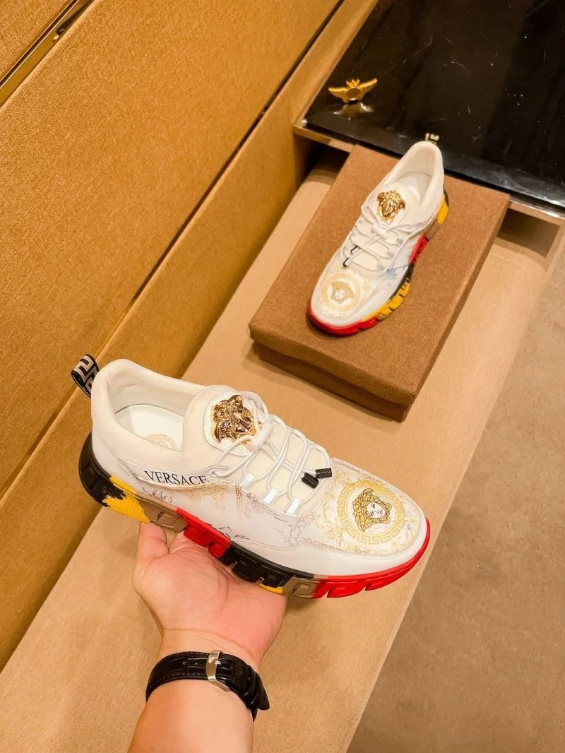 Tailored Versace Low Shoes 37515
