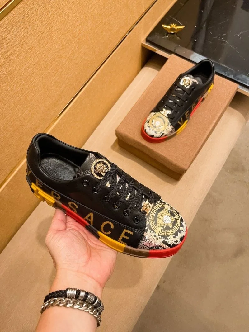 RelaxedFit Versace Low Shoes 37513