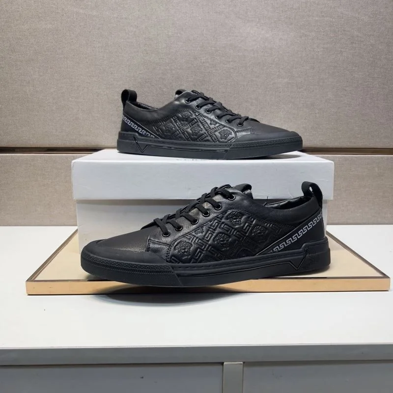 WaterResistant Versace Low Shoes 37481