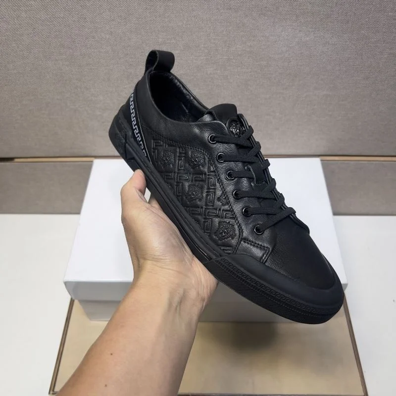 WaterResistant Versace Low Shoes 37481