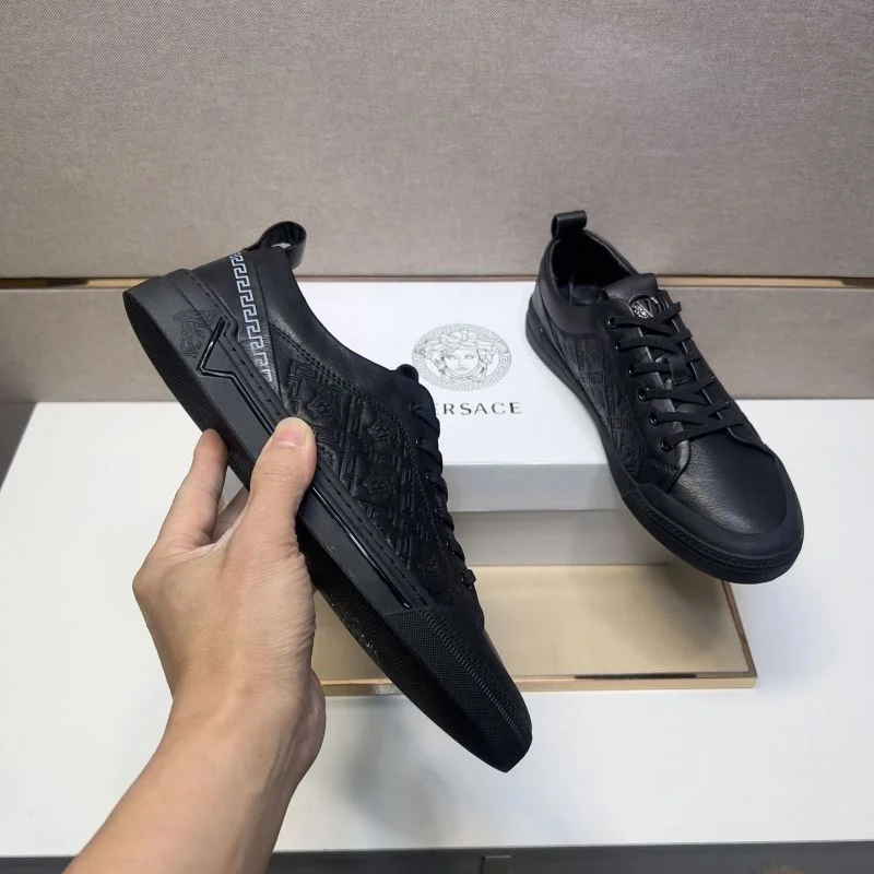 WaterResistant Versace Low Shoes 37481