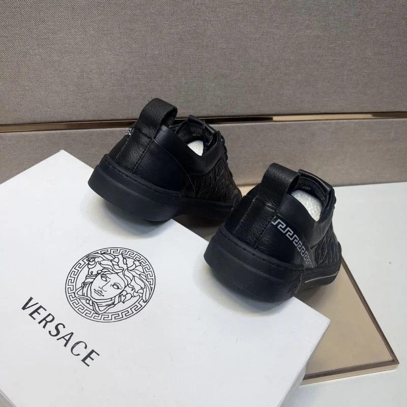 WaterResistant Versace Low Shoes 37481