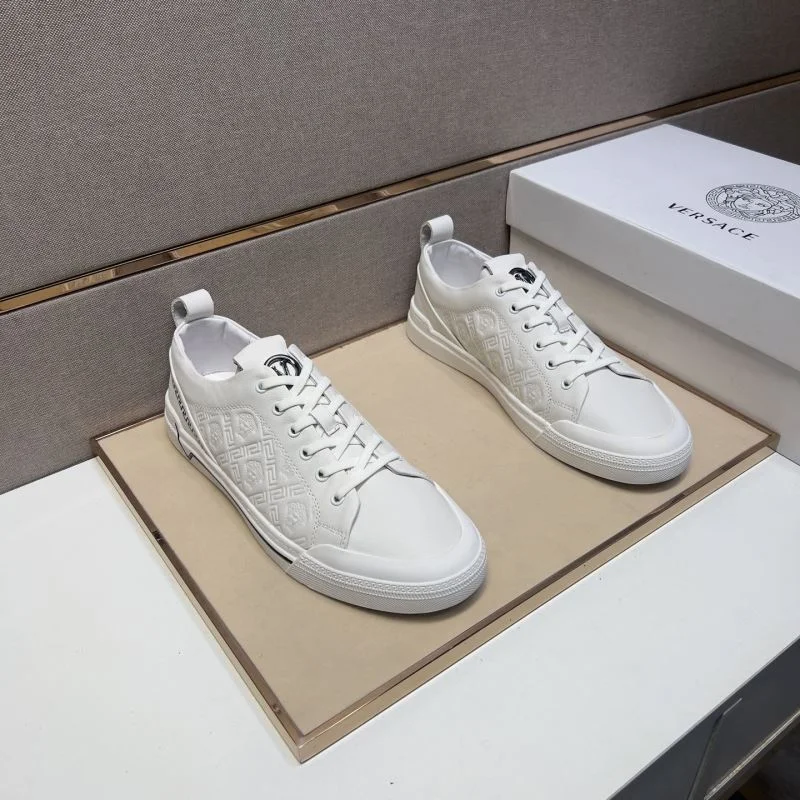Sophisticated Versace Low Shoes 37489