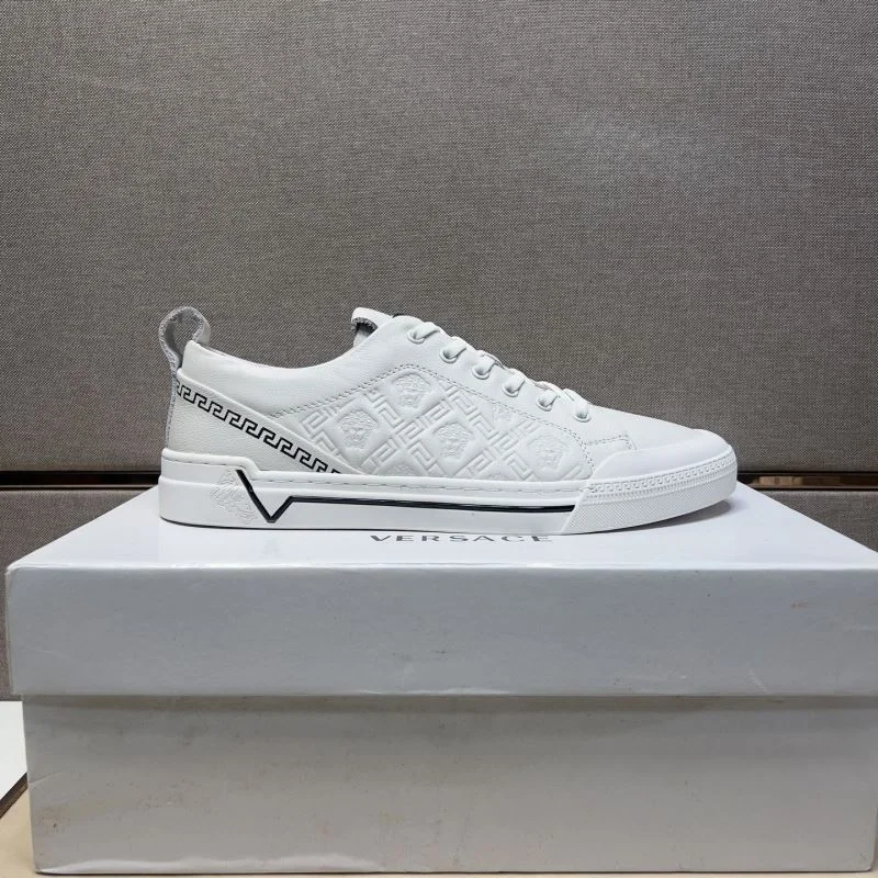Sophisticated Versace Low Shoes 37489
