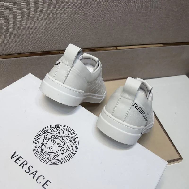 Sophisticated Versace Low Shoes 37489