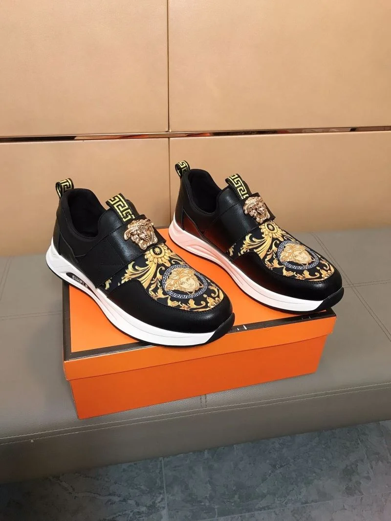 Versace Low Shoes Attractive 37503