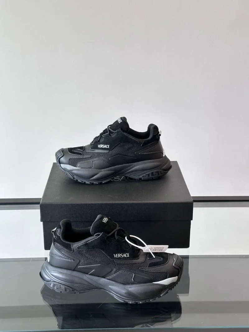 Versace Low Shoes Durable 37506