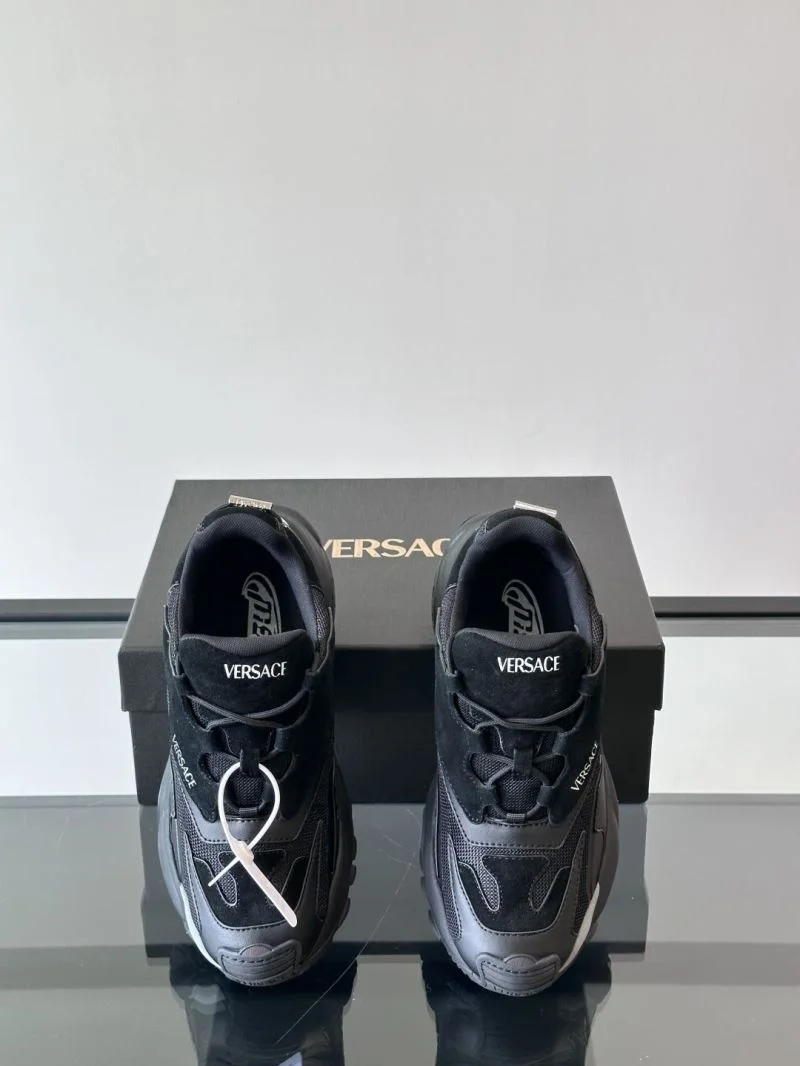 Versace Low Shoes Durable 37506