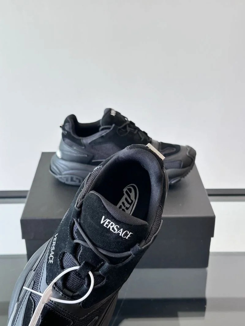 Versace Low Shoes Durable 37506