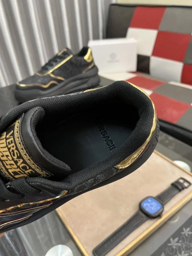 HighPerformance Versace Low Shoes 37511