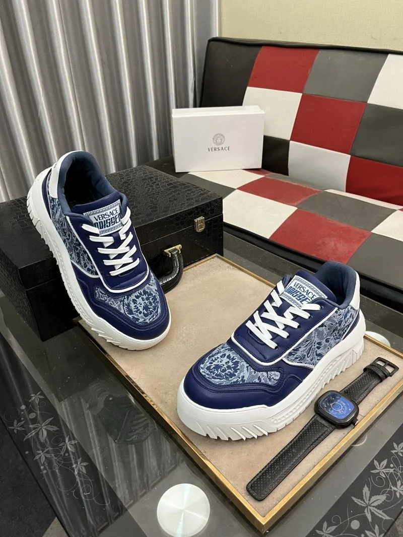 Reliable Versace Low Shoes 37483