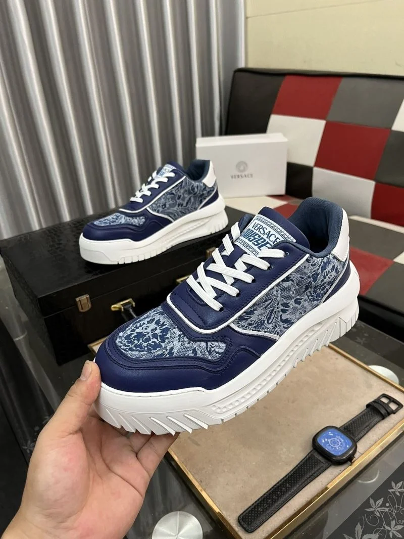 Reliable Versace Low Shoes 37483