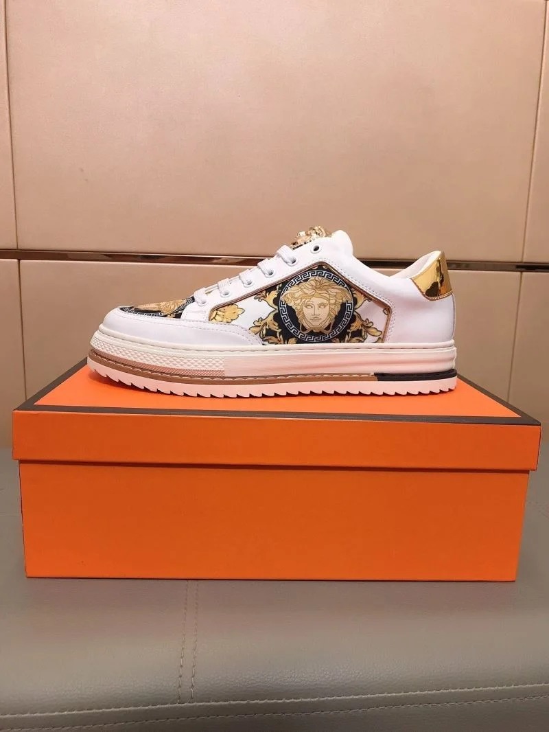 Flexible Versace Low Shoes 37491