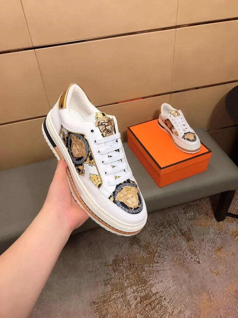 Flexible Versace Low Shoes 37491