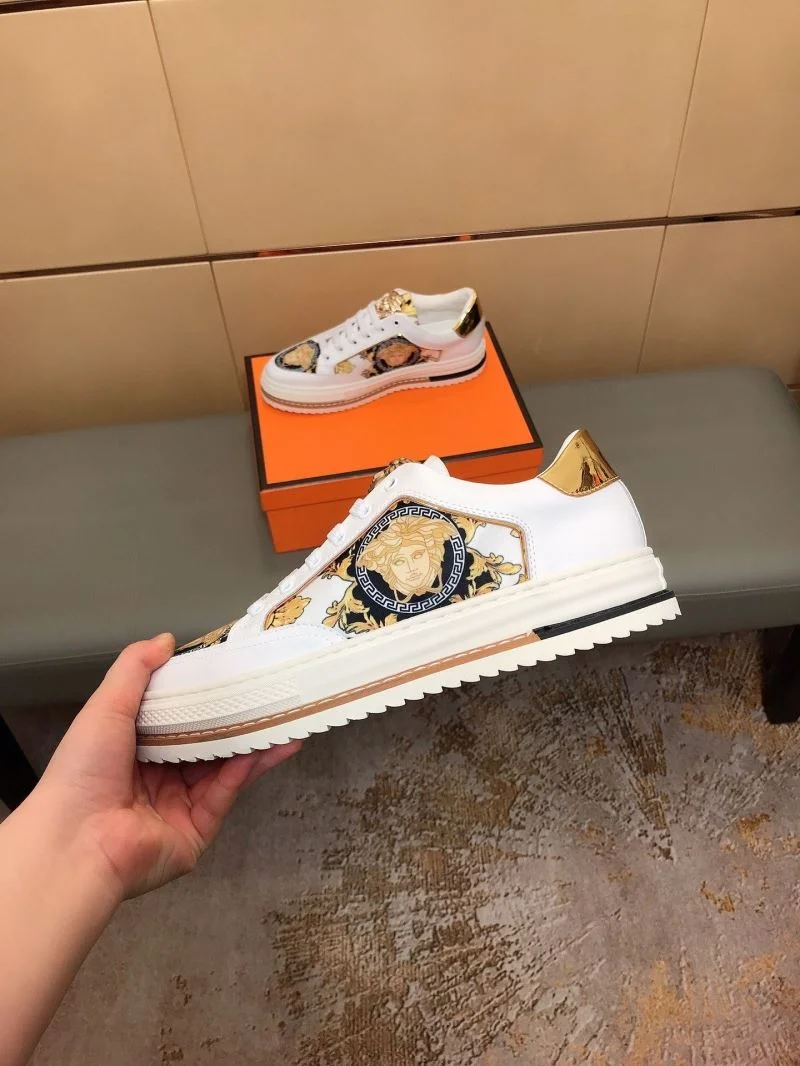 Flexible Versace Low Shoes 37491