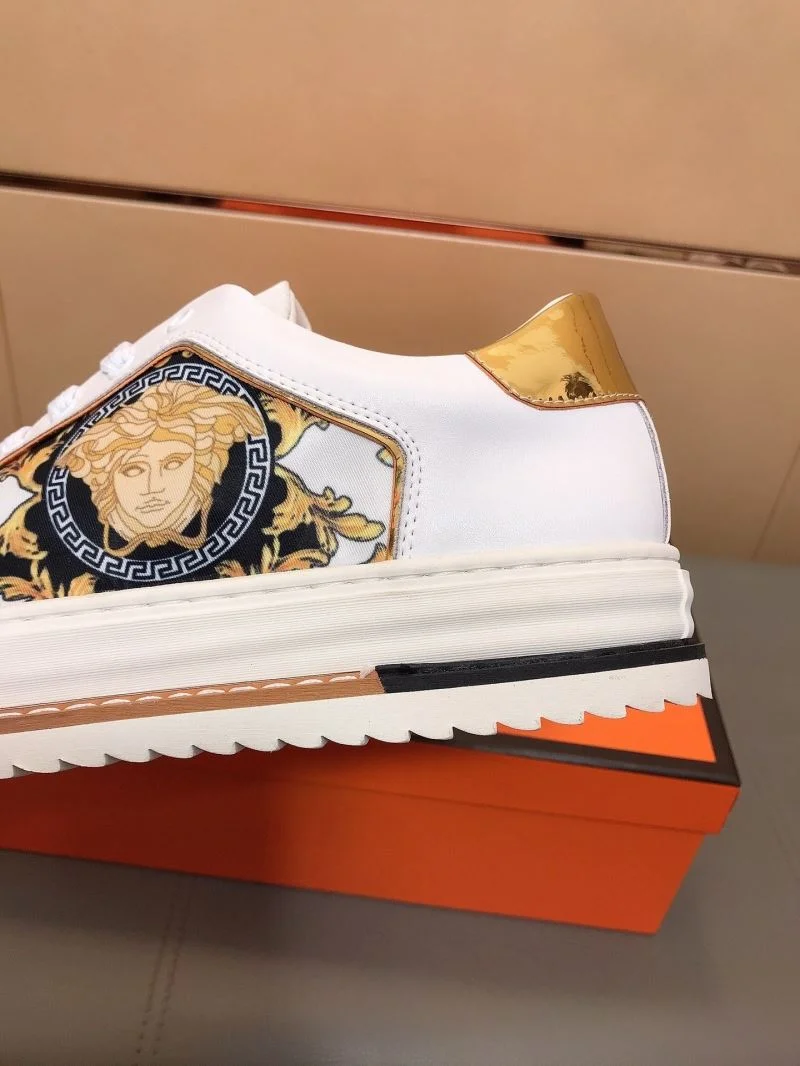 Flexible Versace Low Shoes 37491