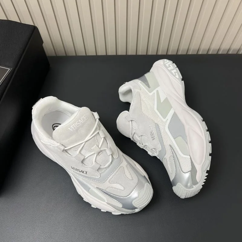 Youthful Versace Low Shoes 37324