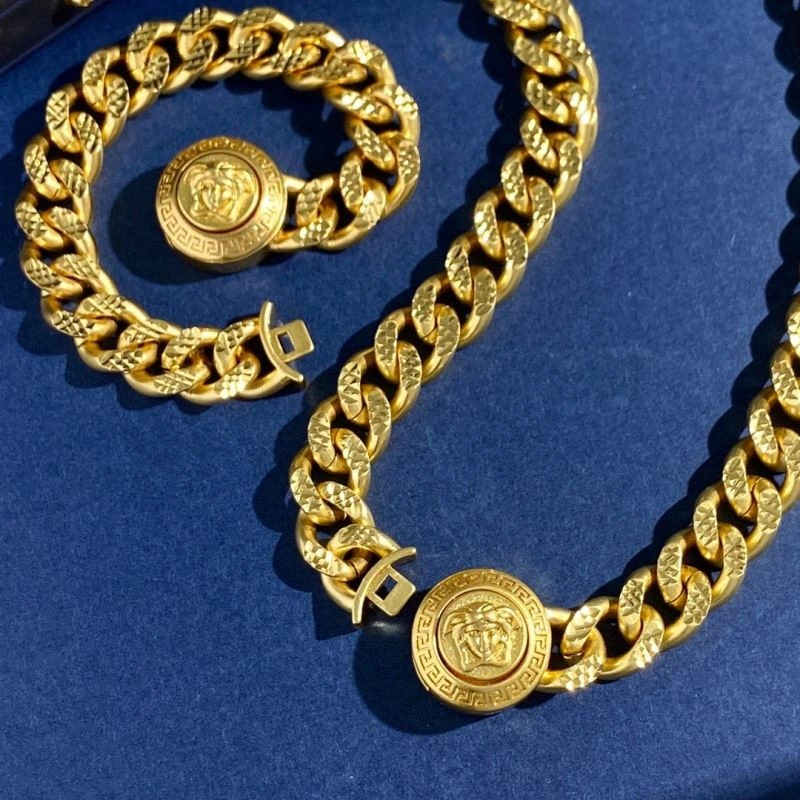 ModernLook Versace Necklaces 213599