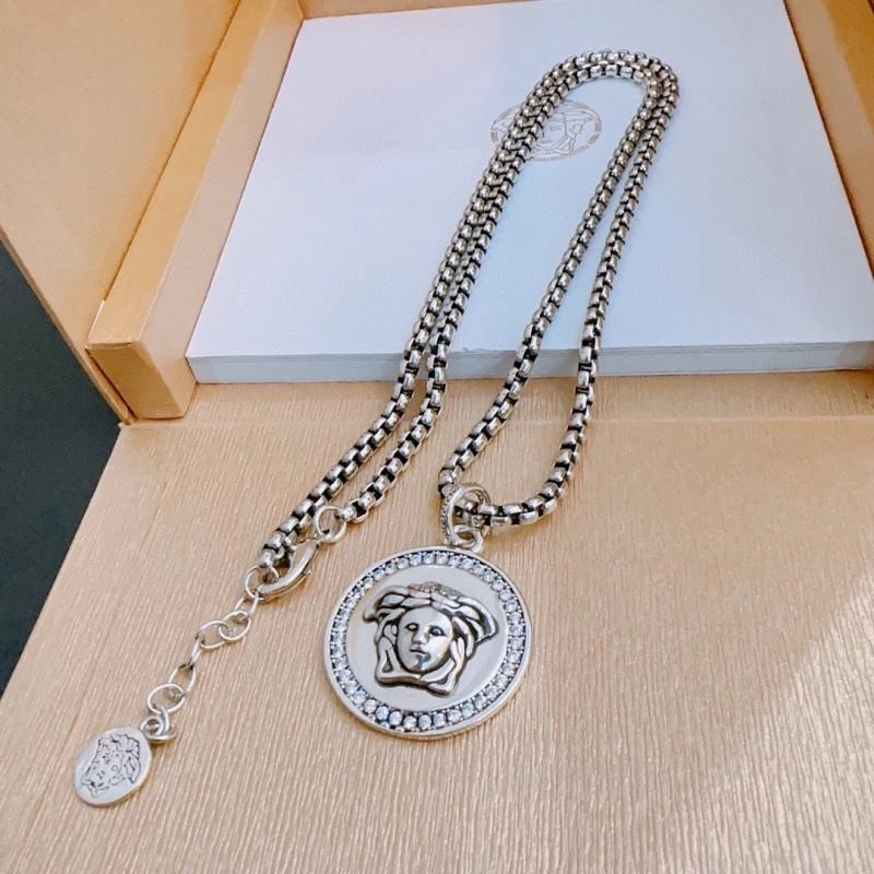 Versace Necklaces Trendsetting 214070