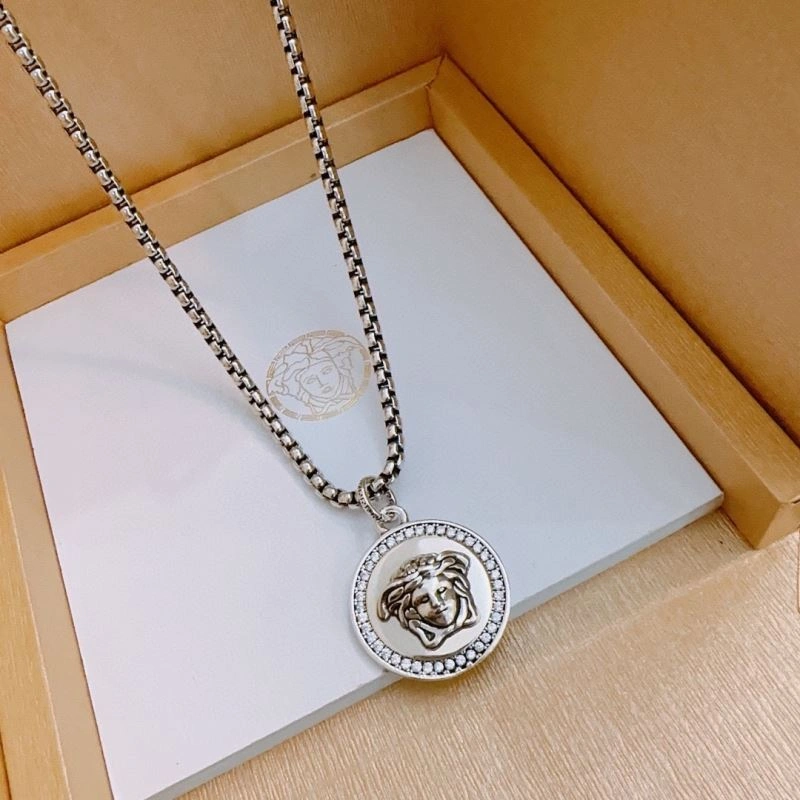 Versace Necklaces Trendsetting 214070