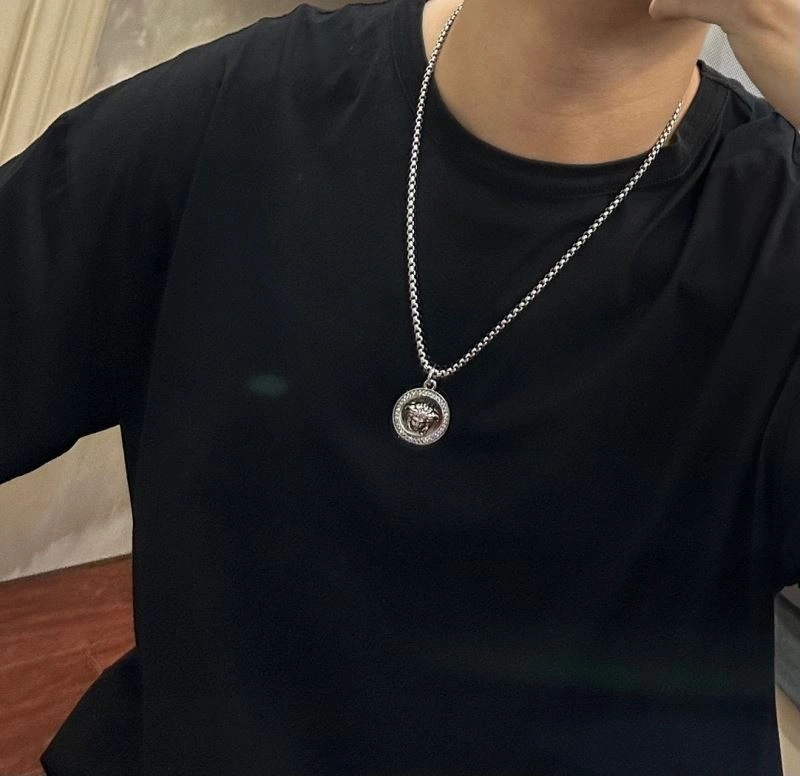 Versace Necklaces Trendsetting 214070