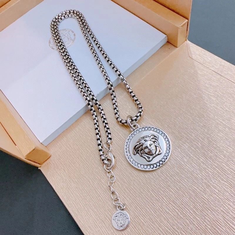 Versace Necklaces Trendsetting 214070