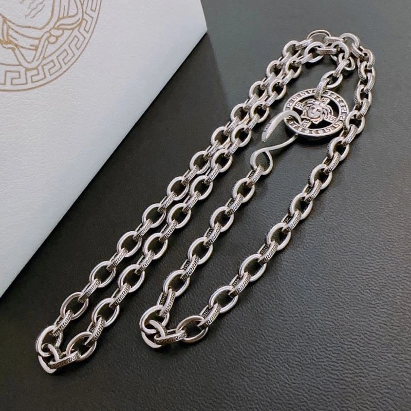 Cozy Versace Necklaces 214067