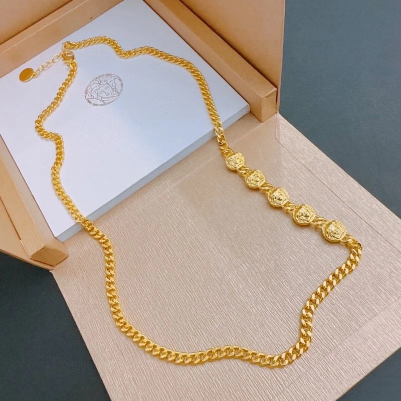 Compact Versace Necklaces 214065