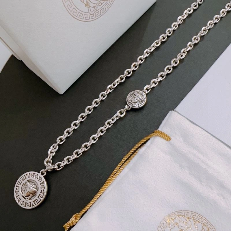 Versace Necklaces Chic 212490